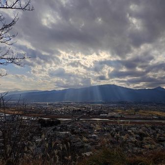 松田の町が見える。やっと終わりました。疲れた。あと、少し。