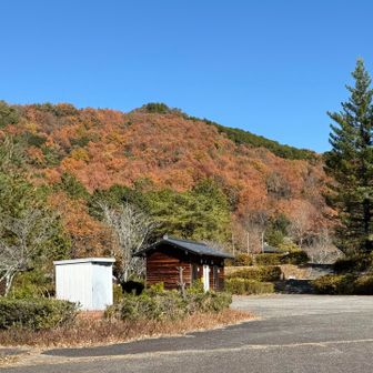 土日祝だけ開く🅿️
トイレあり