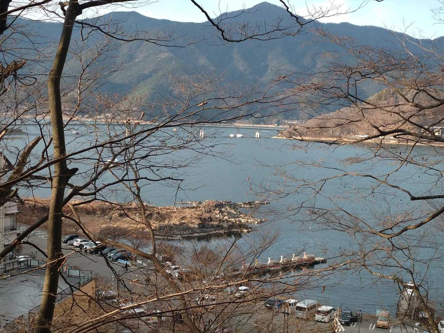 富士山ビューポイントは…🗻
河口湖がよく見える場所でもあります🎵