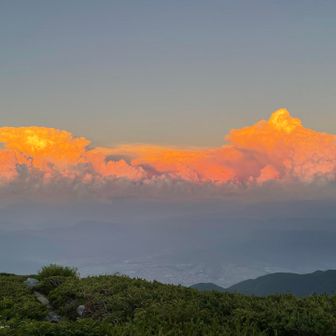 南アルプス方面の入道雲