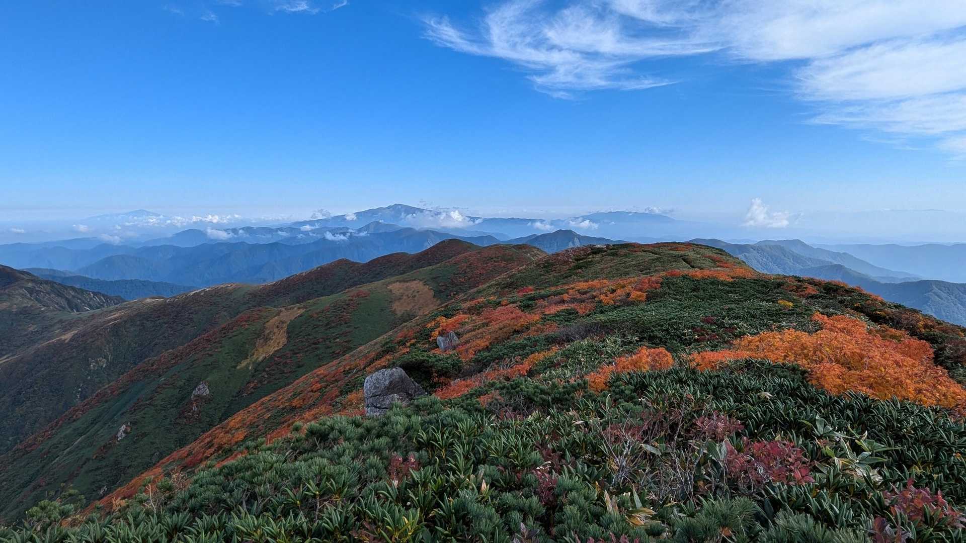 清太岩山-ユーフン山-寒江山-北寒江山-中先峰-以東岳-竜 周回コースの写真