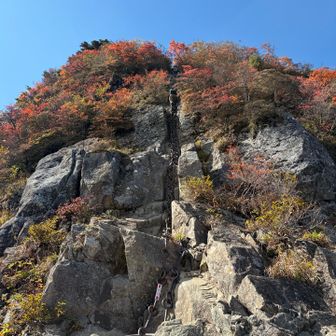 三の鎖も紅葉まっただ中。
鎖は見るだけ。
