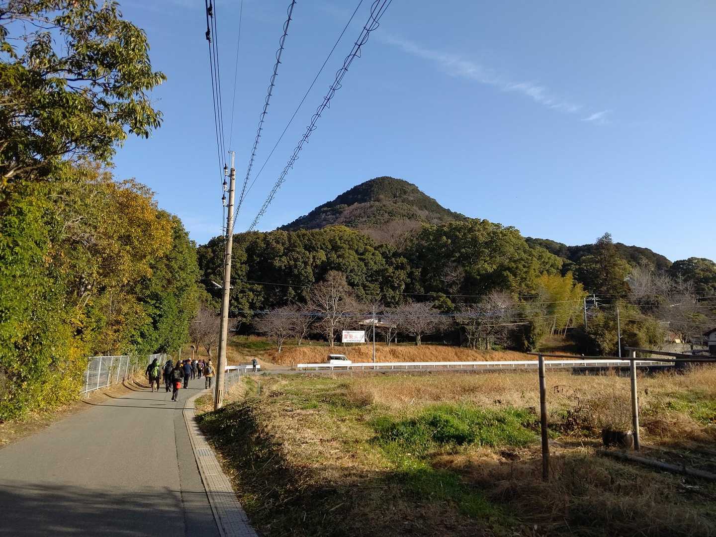 宮地嶽神社に向かいます。
それから奥の宮地山へ