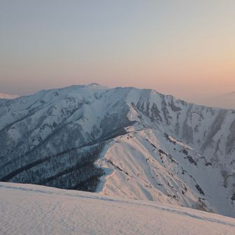 振り返って神室山