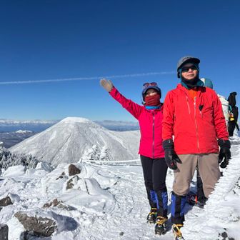 小屋からすぐに頂上です