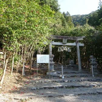 今日は初めて北尾根を登ります