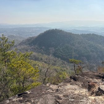 金比羅山山頂に到着！有馬富士を眺められる金比羅山の景色の方が私としてはお気に入り。