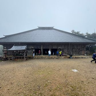 無事に大峯山寺にお参り。内陣参拝で蔵王権現像や役行者像を拝観🙏