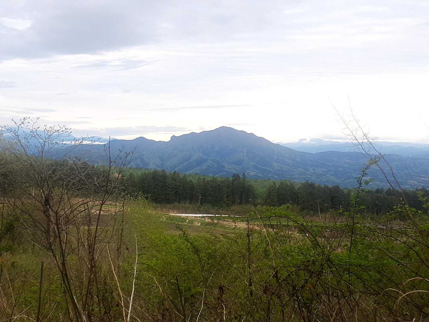 子持山が綺麗に見える