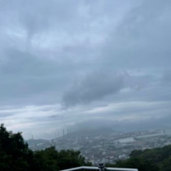 永源山。
まぁ、一日中雨なので☔