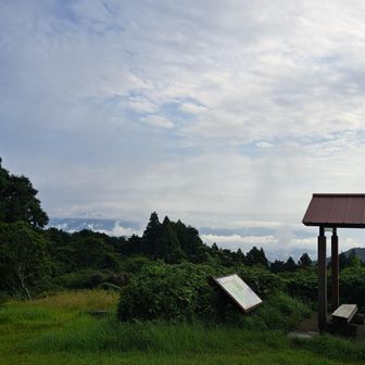 満観峰山頂　やっぱり富士山は見えない