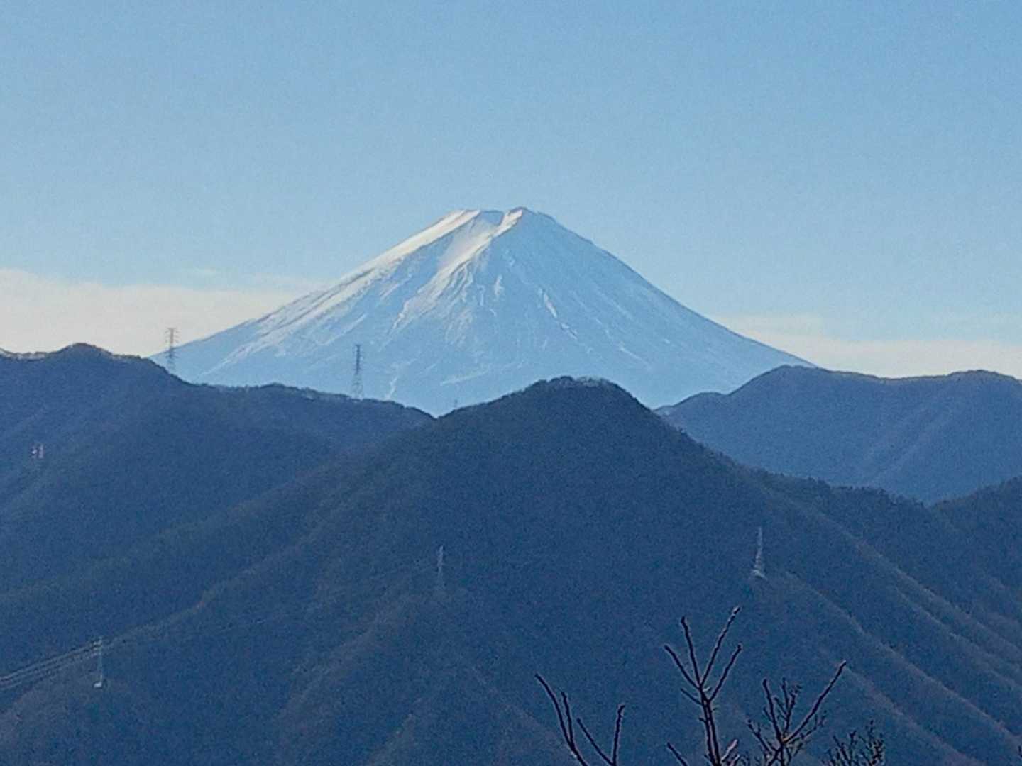 拡大雪化粧の富士山🗻

本日の景色は最高なり✨