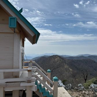 奥の山はなんだろう？方角がわからん？