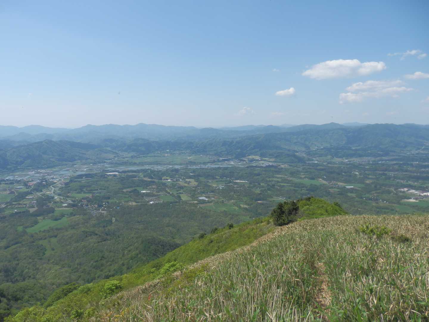 中蒜頂上から蒜山の眺望