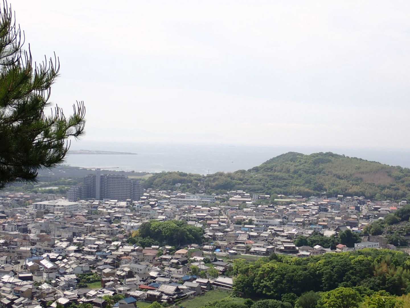 的形駅-高坪山-燈籠地山-木庭山-向山 周回コースの写真