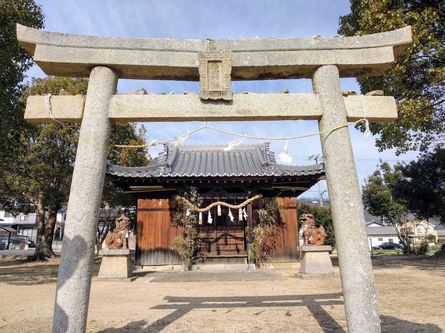讃岐国分尼寺跡の近く春日神社