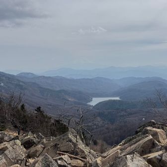 うっすら見える富士山