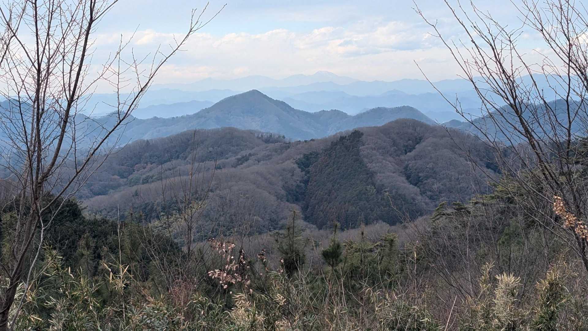 大中寺-太平山-ぐみの木峠-晃石山-晃石神社-青入山-桜峠 周回コースの写真