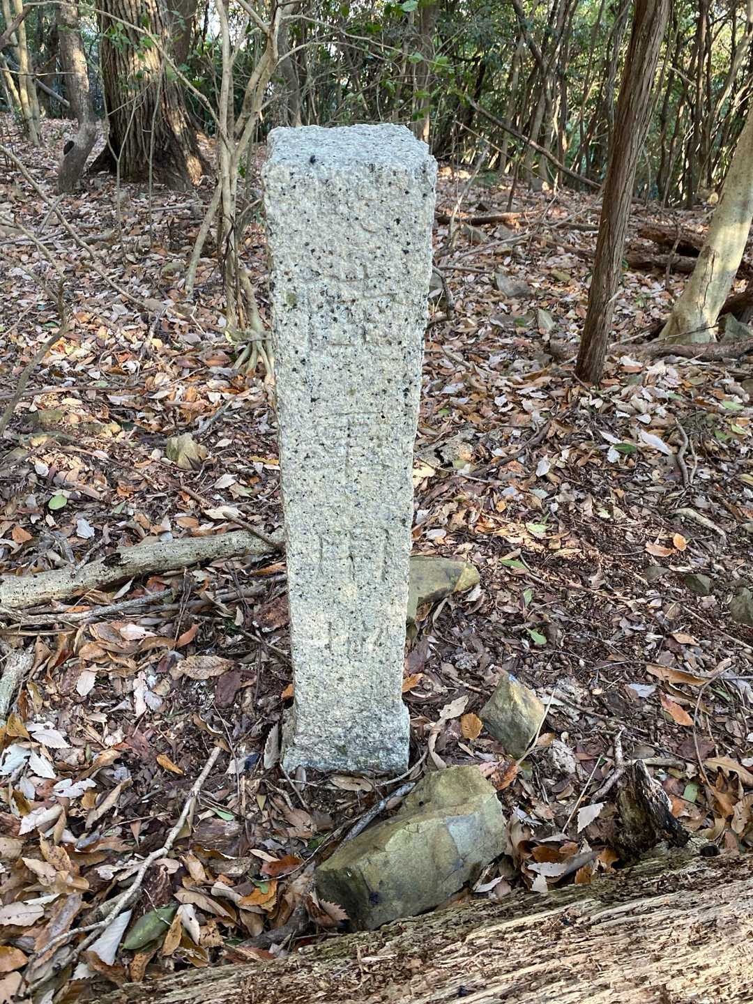 万石西尾根登山口-大唐国寺山-万石山-千石山-唐土登山口 周回コースの写真