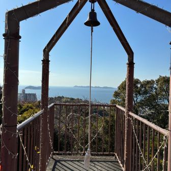 おっさん一人ですが、鐘を鳴らしてみました。