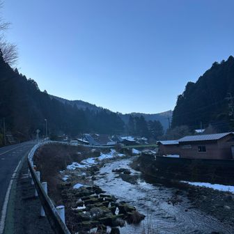 いい雰囲気の場所。雪が全然ないね。