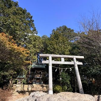 あんなに雪降ってたのにまた快晴に🌞
奥宮🙏