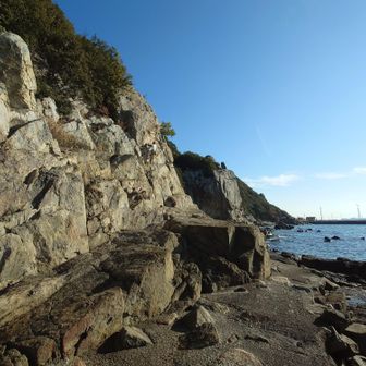 この辺りは切り立った岩が多く、たくさんのクライマーさん見かけました