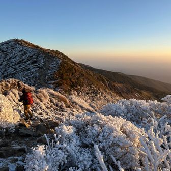 爆風の稜線、写真の場所は安地