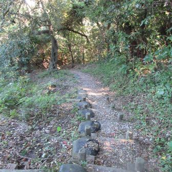 さて、砲台山へ