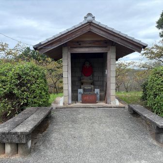 すぐに山頂　観音さまに🙏
