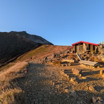 沢山の方が登って来ます。