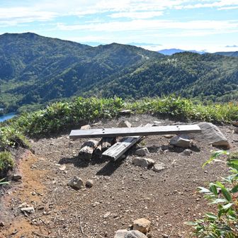 裏志賀山