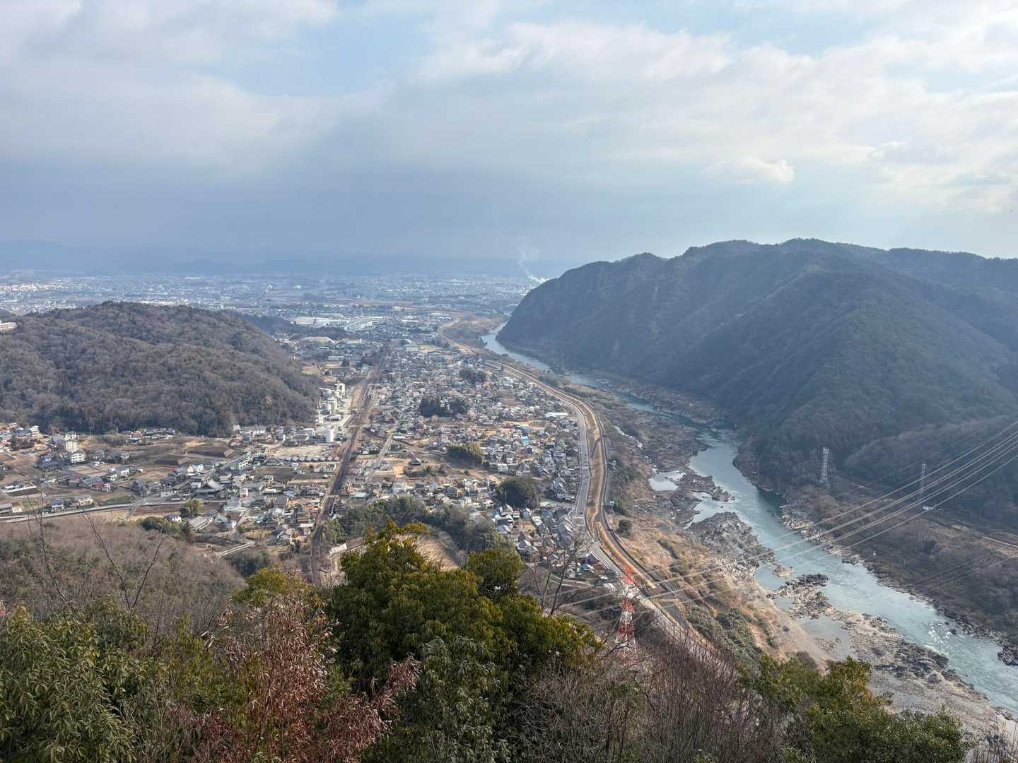 猿啄城から
「勝山城」の名前もありました
信長が命名したとか⚔️
大河効果ですかね🤔