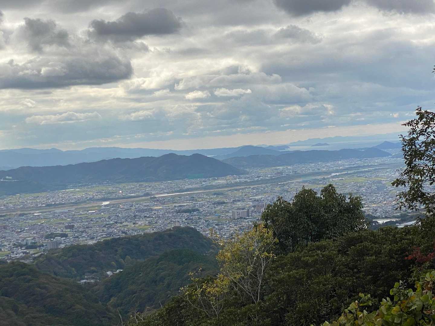 根来山げんきの森管理棟-根来両景峰 周回コースの写真