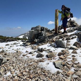 白馬鑓ケ岳💯
百高山♯82✌️夏山ならセルフィーで余裕っス😙10sだけどね🤫