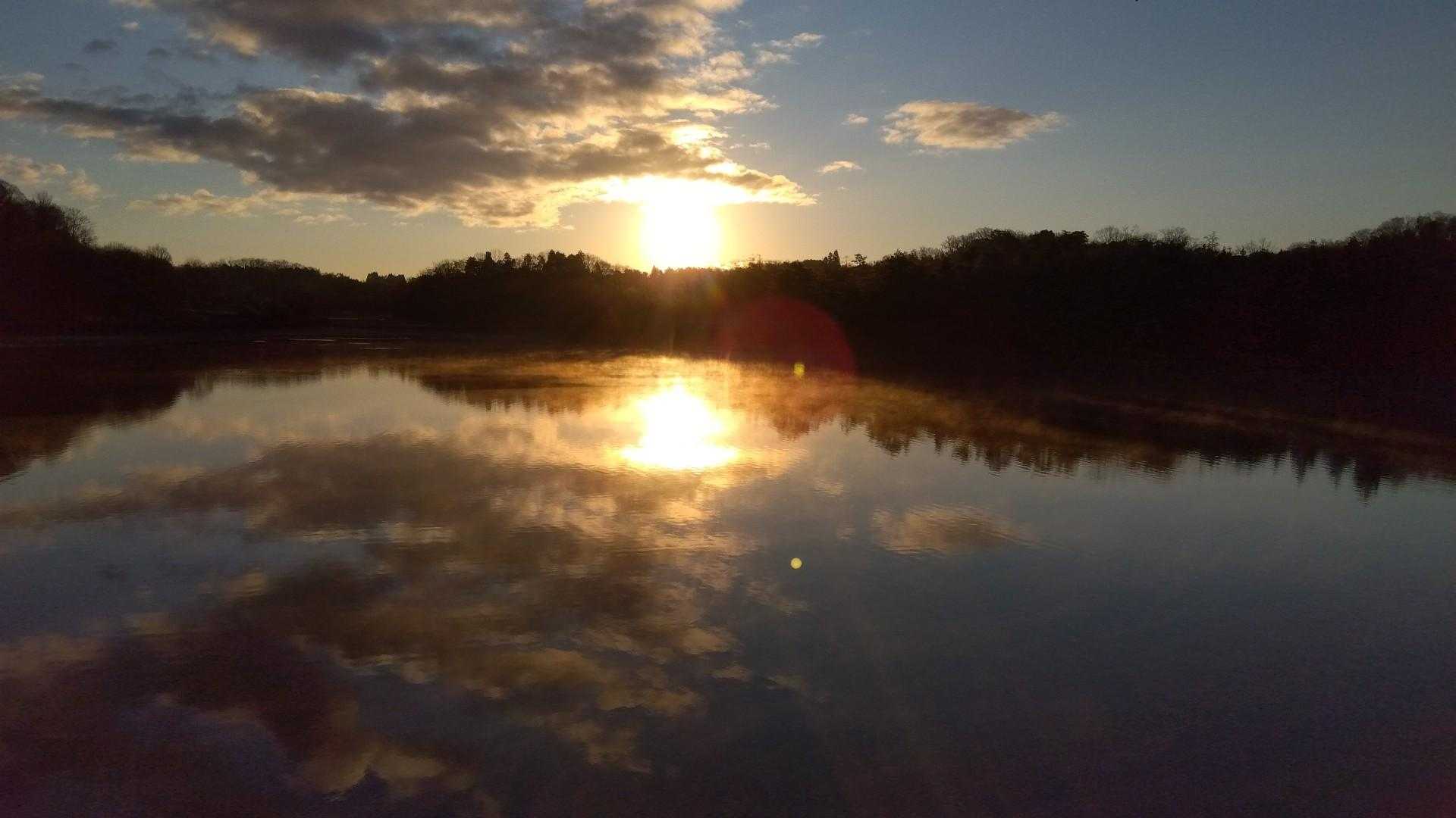 下山時、池に映る太陽も素晴らしかったたです😍