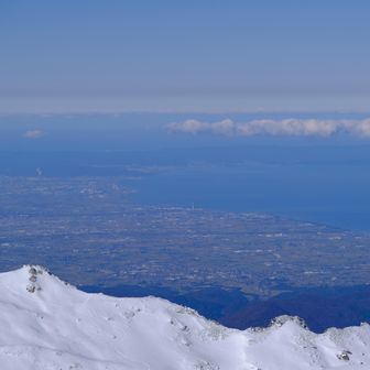 立山・雄山・浄土山 能登半島もくっきり