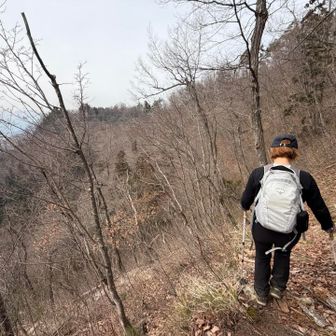 さぁ下りる🚶‍♀️‍➡️🚶‍➡️