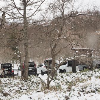 相変わらずくだらない事を考えていたら駐車場が見えてきた🅿️

登り納めの山上ヶ岳に引き続き、滑ったり転んだりせずに無事に下山です

活動を終えて、ふと活動時間を見ると3時間33分で、ゾロ目で終えていた🎶 これは水筒を落としてタイムロスしたお陰ですね(^^;)