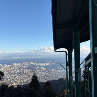 15時57分、なんとかmonte702で最後のスタンプゲットし16時の摩耶ビューラインに飛び乗った🚡