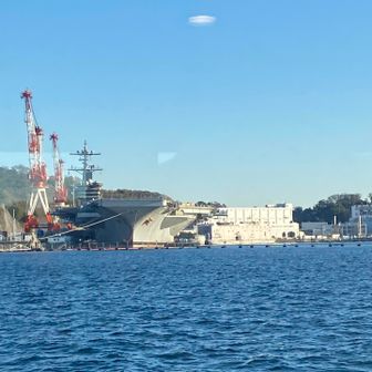 なかなか見れない正面