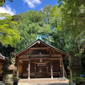 山頂 尾張戸神社🙏
