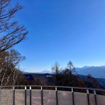 遠〜くに富士山。