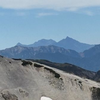 槍ヶ岳が見えた🔺
同じ槍ヶ岳を見てる人はどれだけいるのだろか？