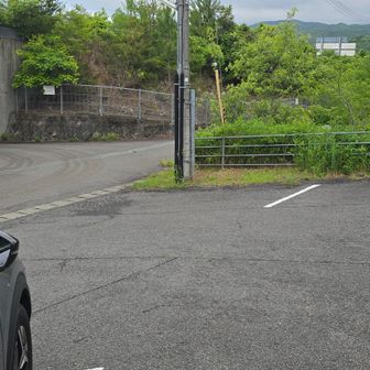 奥宮駐車場　いつも人気なさげな駐車場