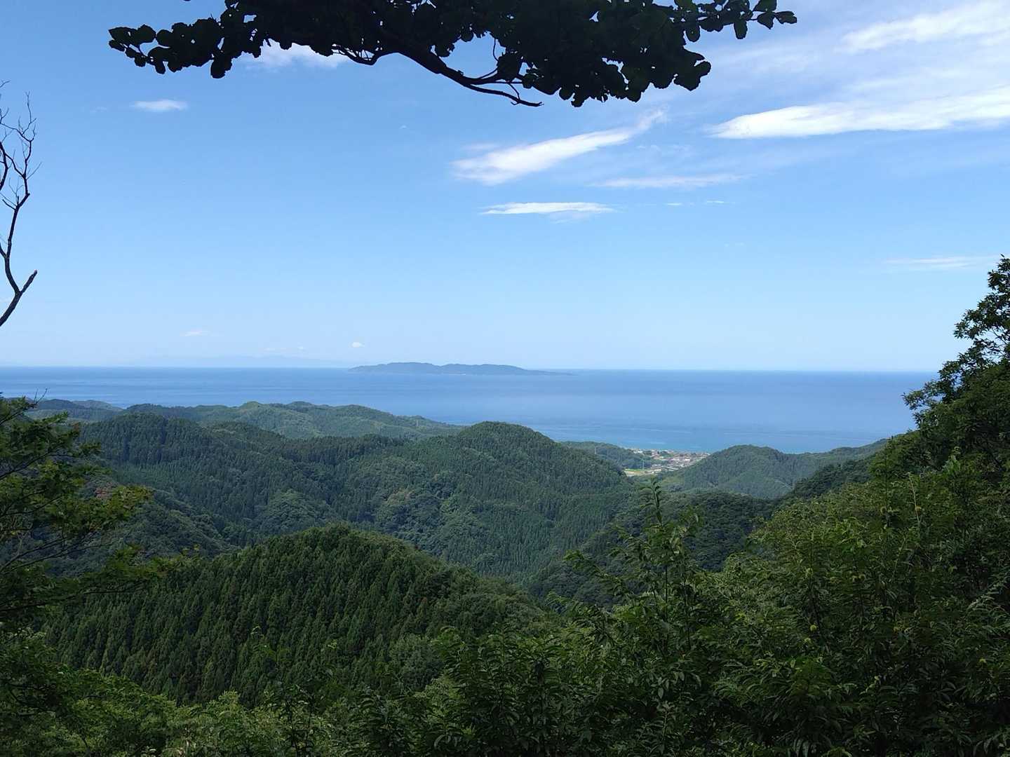 視界が開けて海が見えた🌊🫡🎶