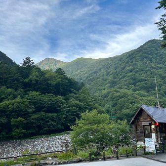 晴天☀️スタート地点から頂上が見えるの嬉しい⛰️
