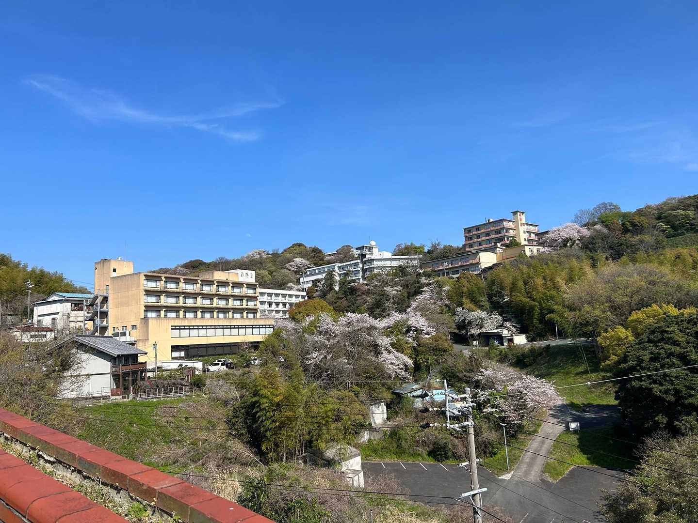 まだいっぱいホテルがあります。
宝くじが当たったらバブル遺産を巡りたいのです。