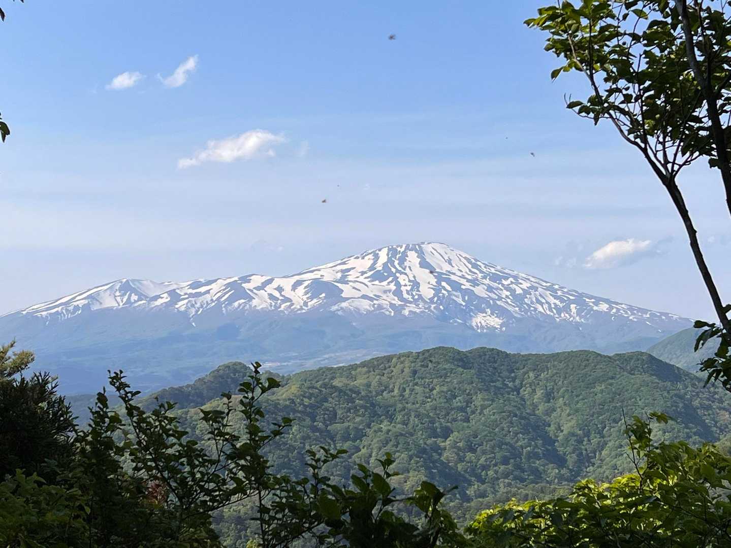 鳥海山
段々近づいて来ました。