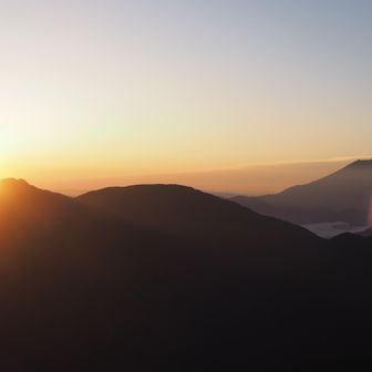 南だけより富士山と朝日！